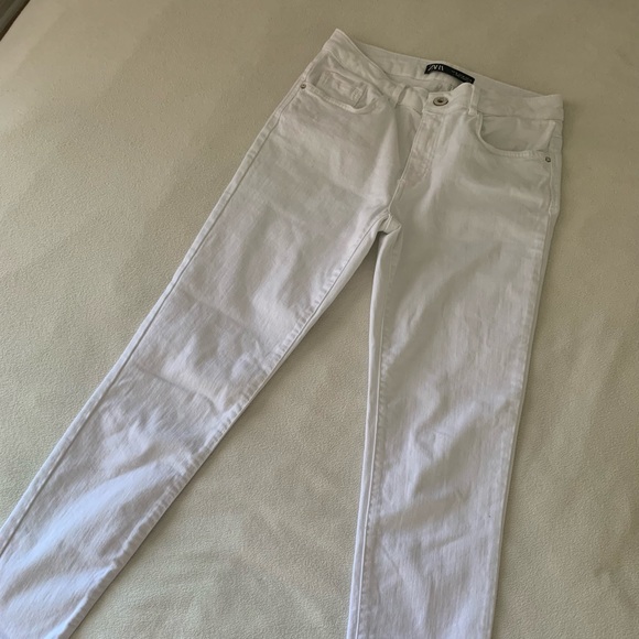 White jeans from ZARA - Picture 2 of 2